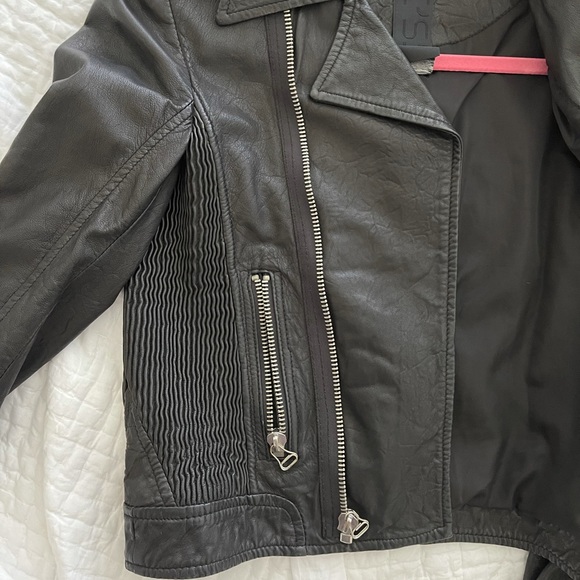 Joe’s Jeans Sheepskin Leather Jacket - Picture 9 of 13